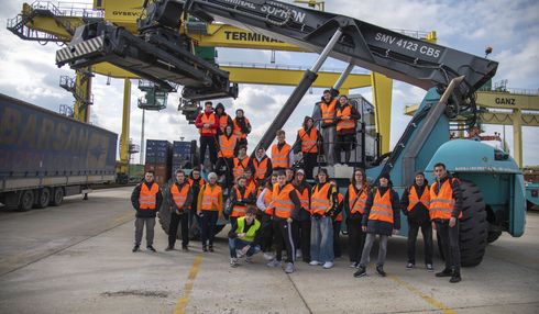 Anlässlich des Tags der Logistik haben wir unsere Türen für Besucher geöffnet